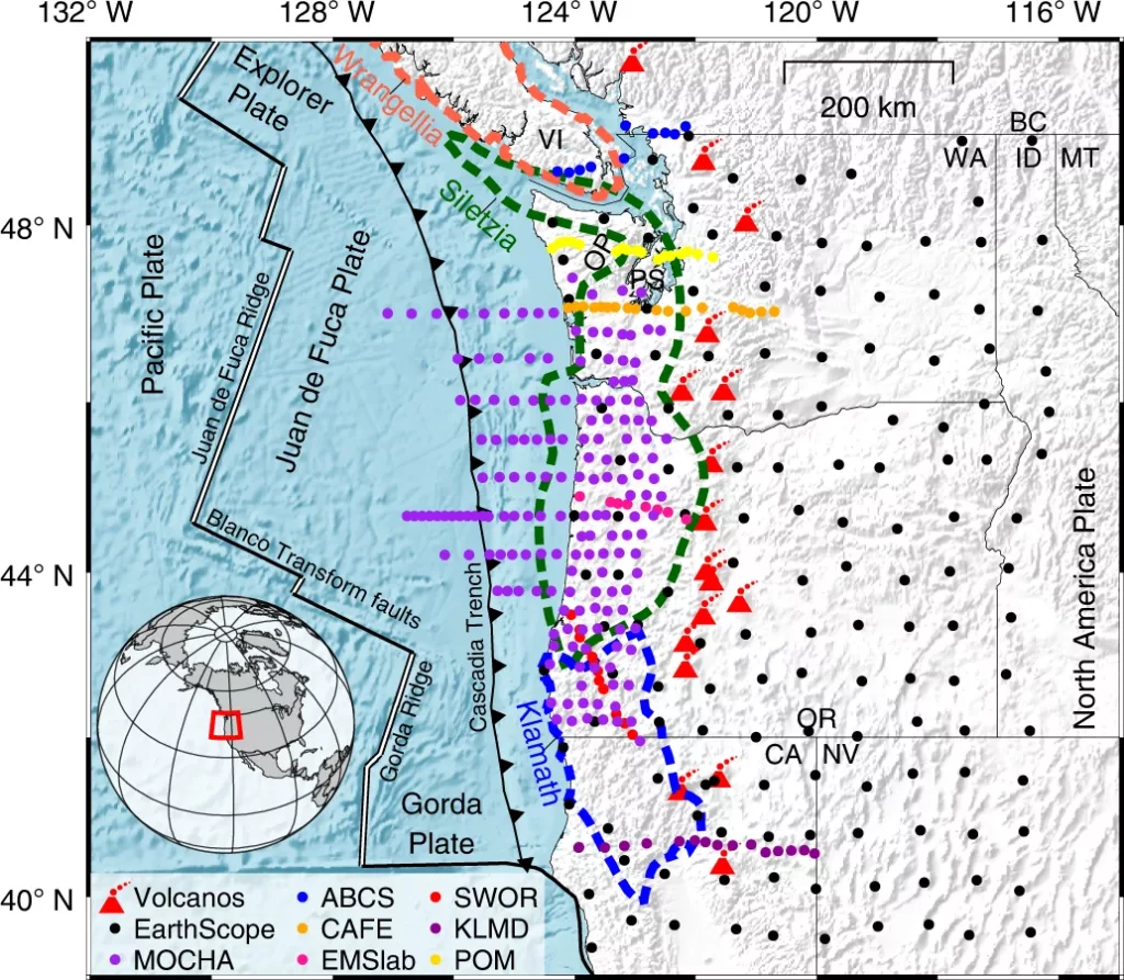 map of the Pacific Northwest showing instrument site locations